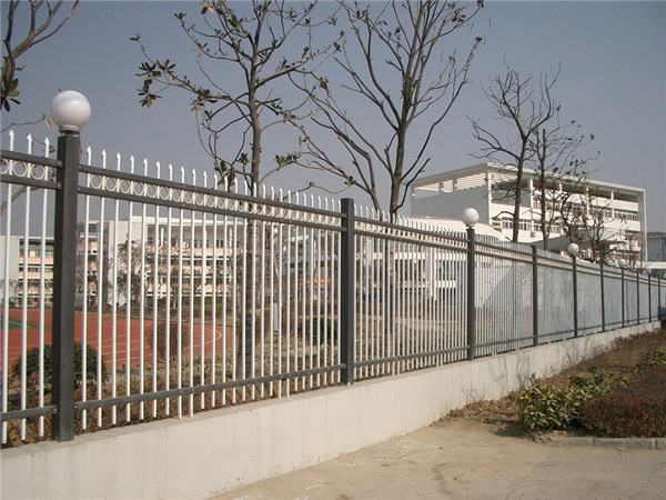 學校圍牆鋅鋼護欄,校園圍牆鋅鋼護欄,操場圍牆鋅鋼護欄